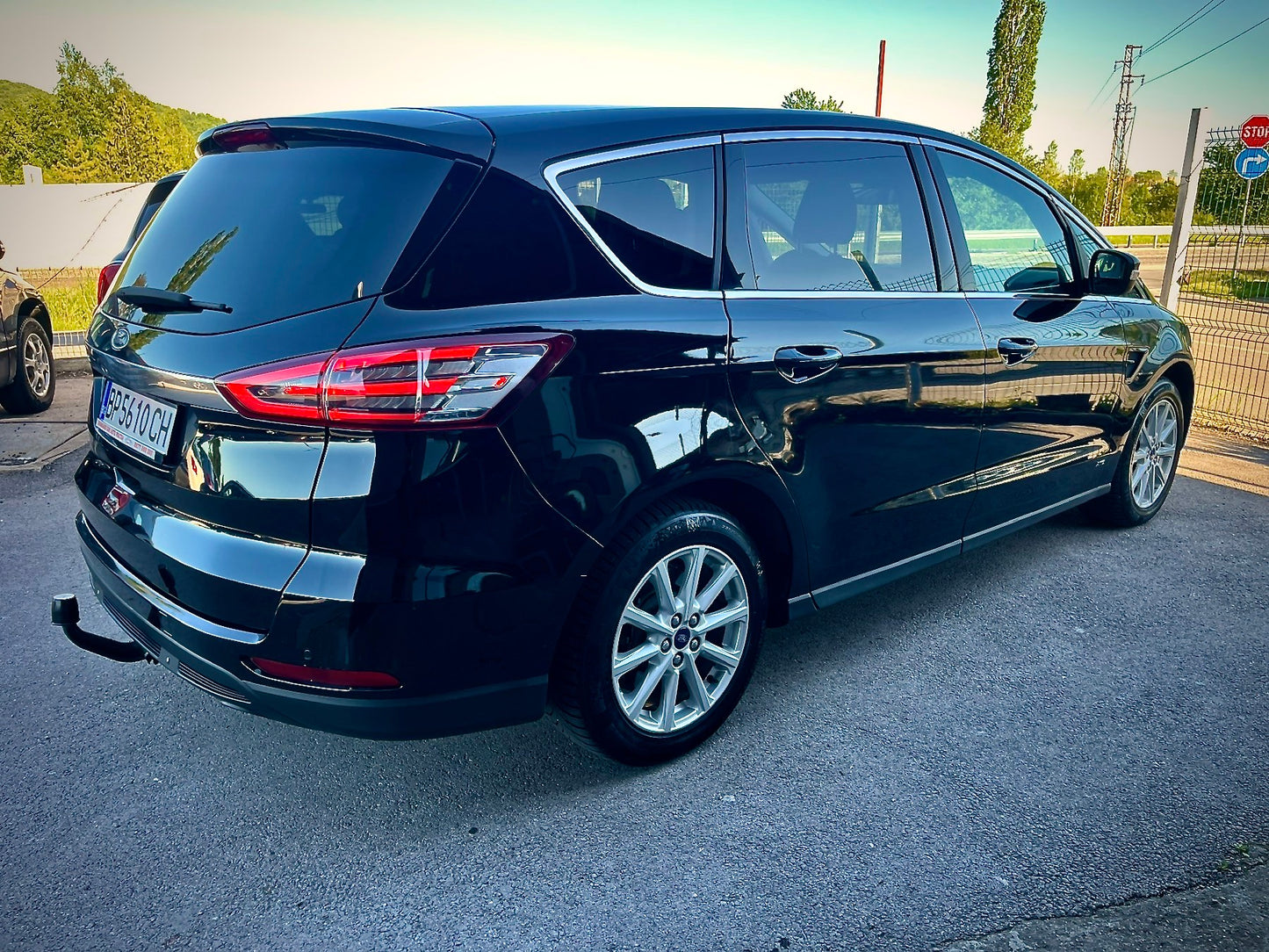 FORD S-MAX