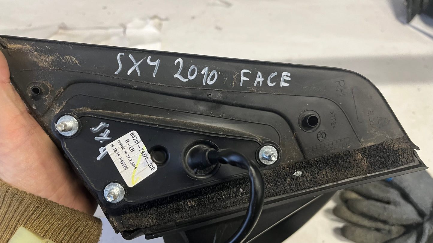 Дясно огледало Suzuki SX4 2005-2013