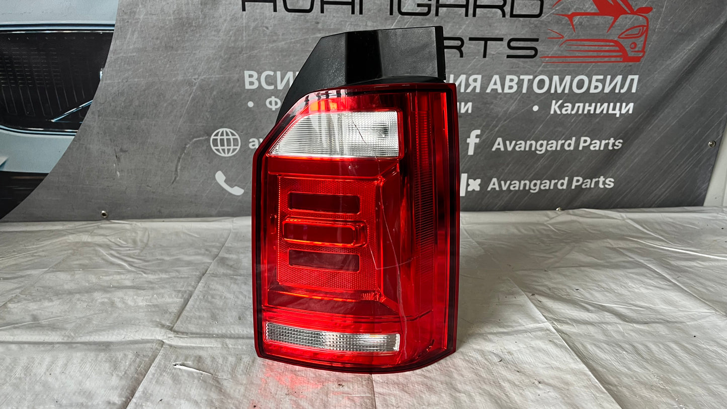 Десен стоп Volkswagen Transporter T6 2015-