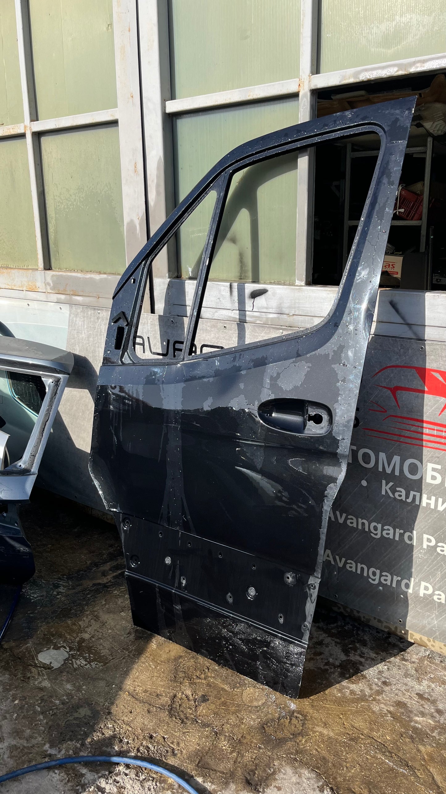 Предна лява врата Mercedes Sprinter3 W907/W910 2018-