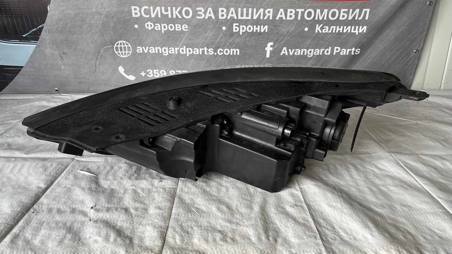 Десен фар Hyundai Tucson