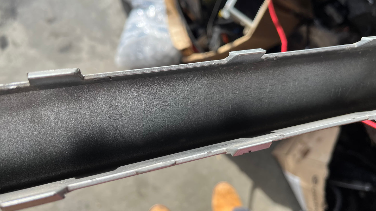 Mercedes EQA W243 добавка предна броня