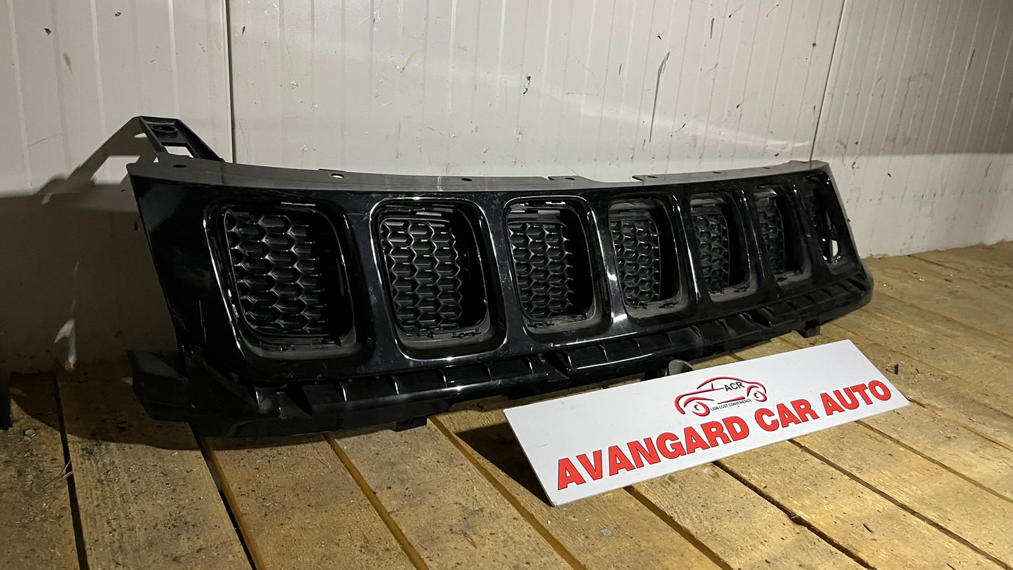 Решетка Jeep Compass 2 2011-