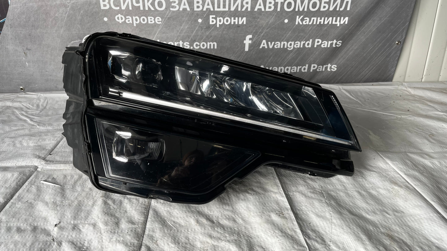 Десен фар Skoda Karoq 2017-.