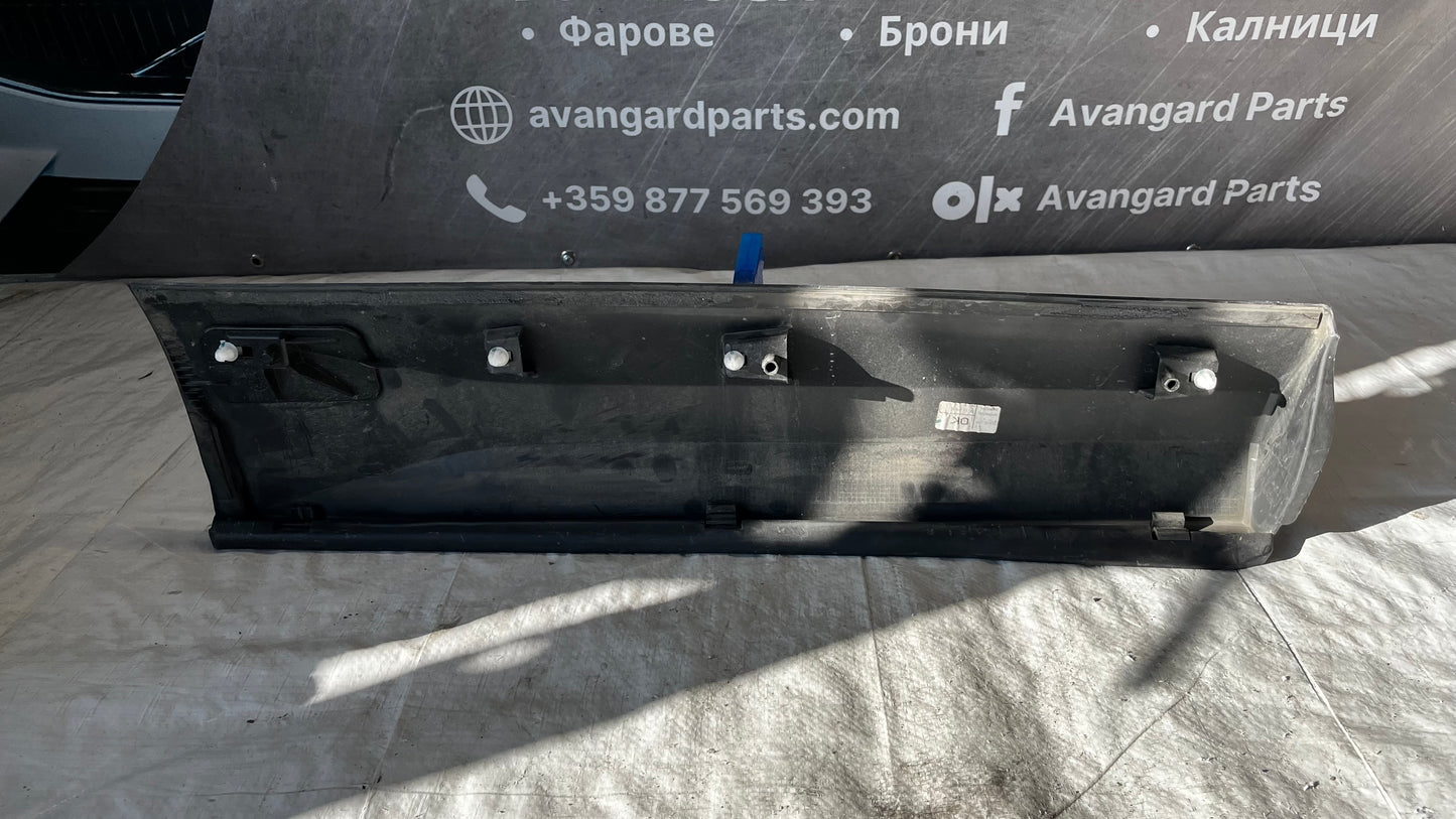 Skoda Enyaq 2021 декоративна задна лява лайстна за врата
