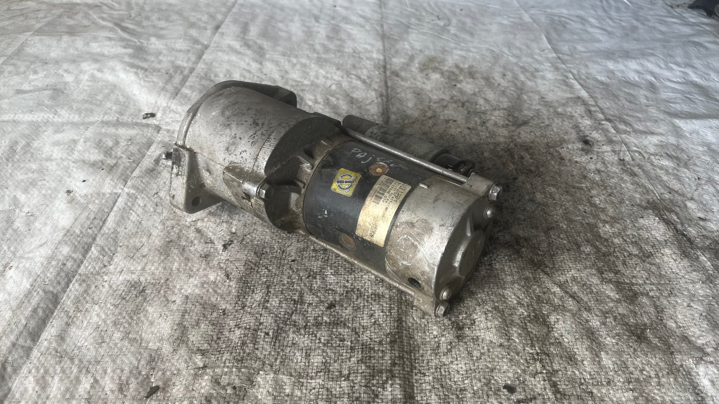 Mitsubishi Pajero стартер