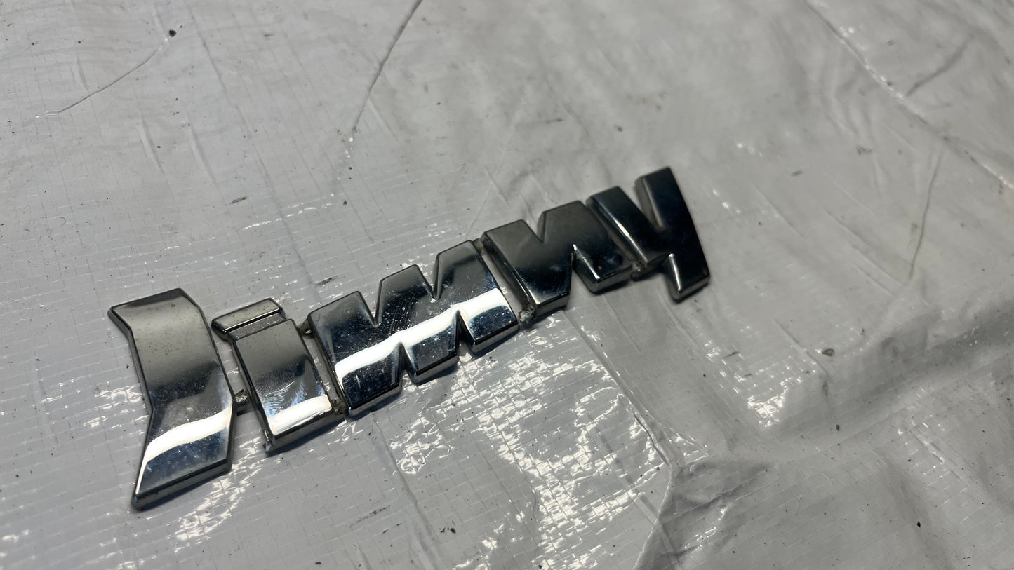 Suzuki Jimny букви