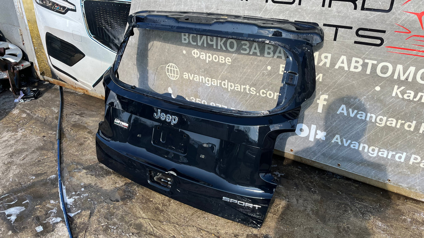 Багажна врата Jeep Renegade 2014-