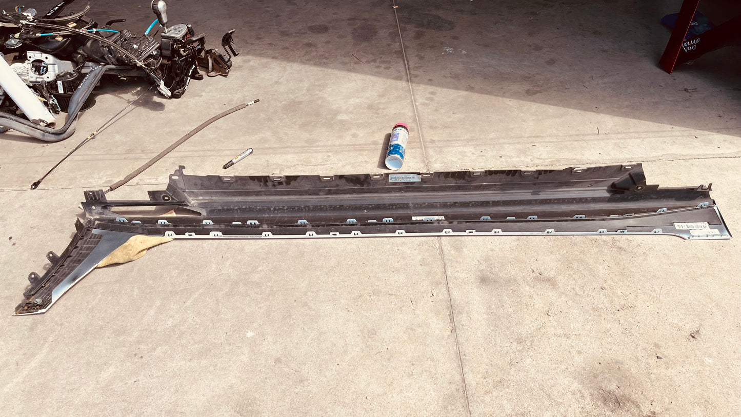 Ляв праг BMW I4 2021-