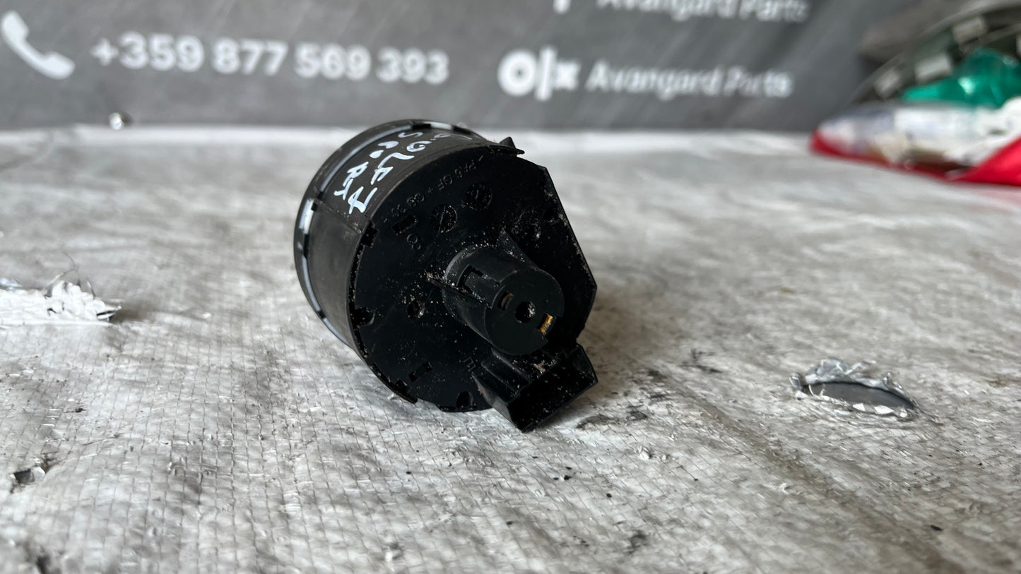 Ключ светлини Volkswagen Golf 7