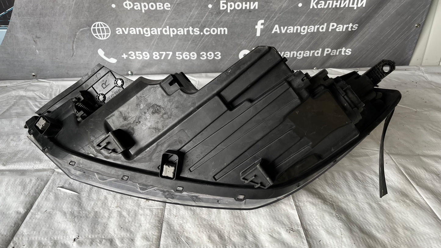 Десен фар Hyundai Tucson