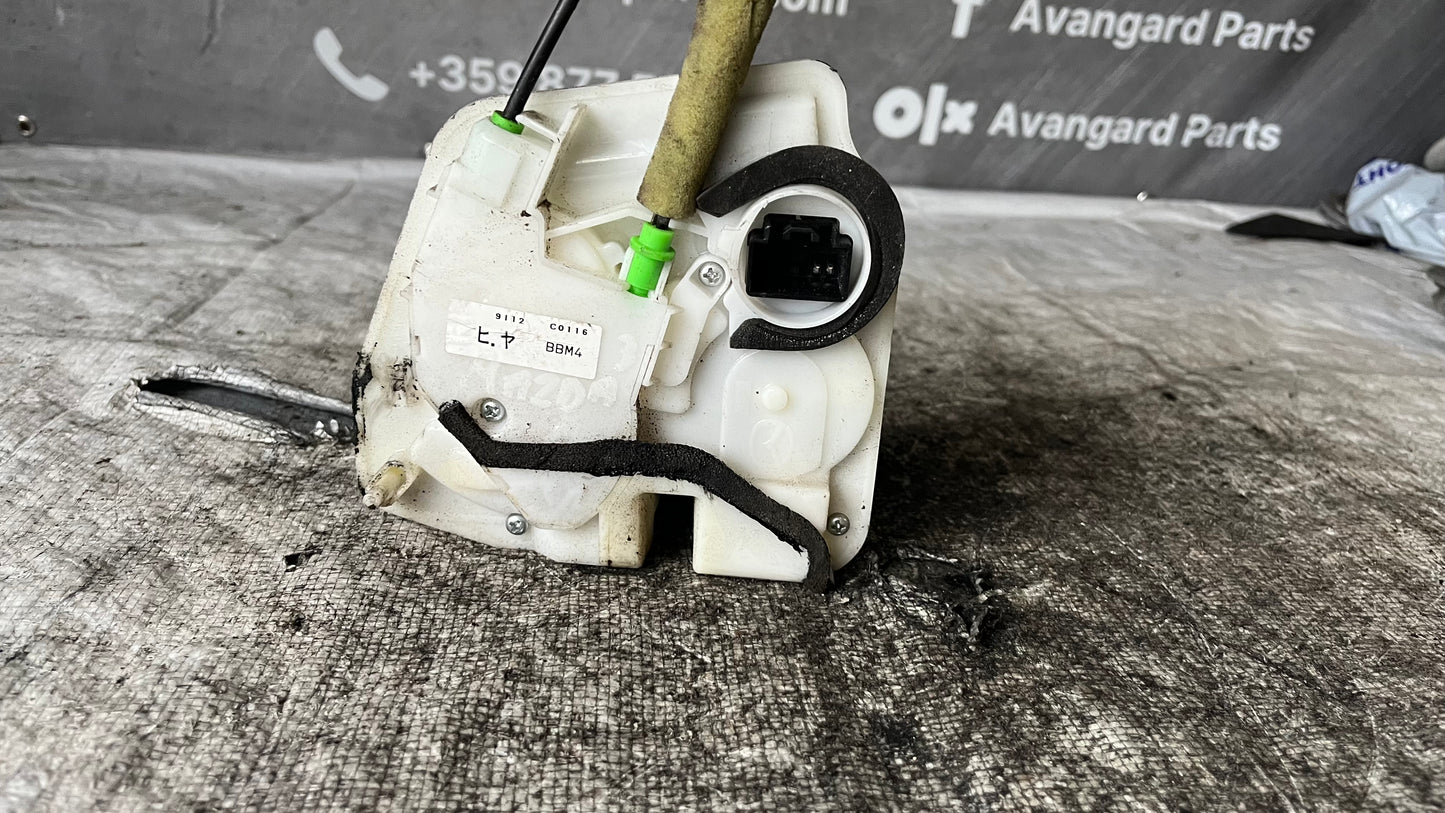 Mazda 3 2009- брава задна дясна