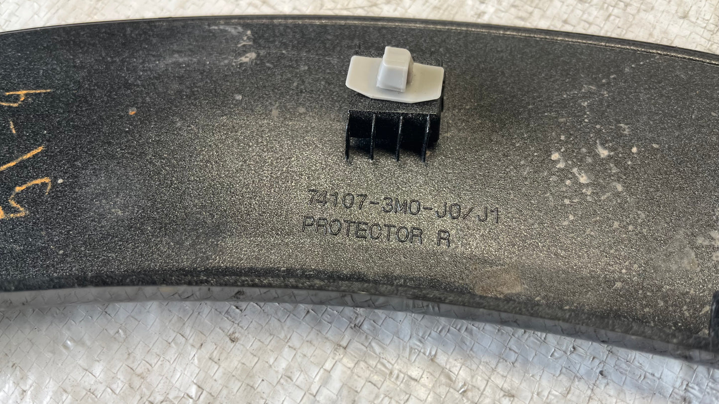 Honda HRV вежда предна дясна