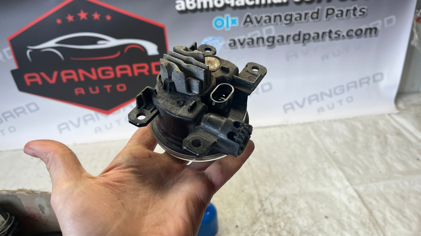 Peugeot 3008 2 халоген