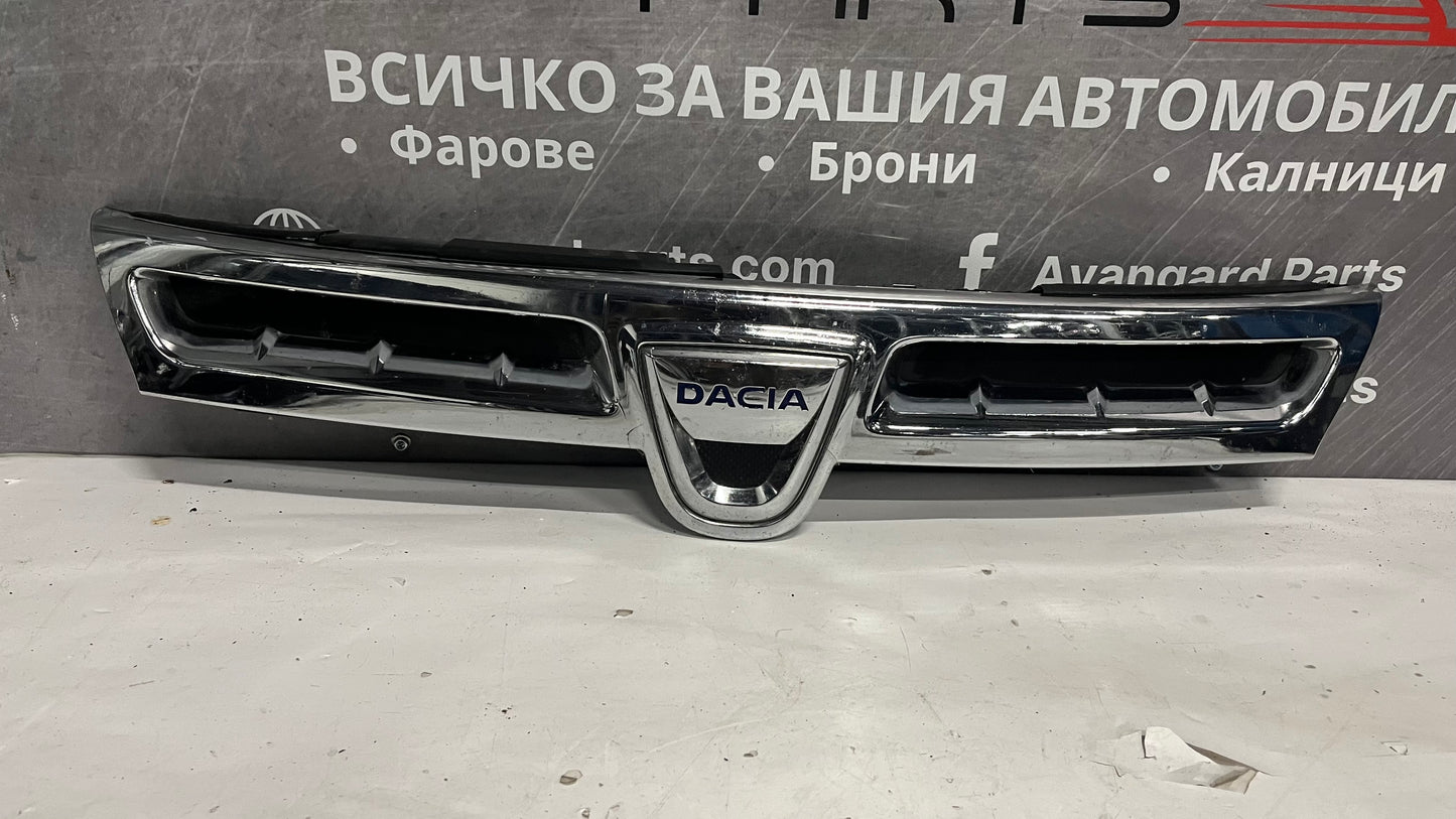 Предна решетка Dacia Duster 2012-