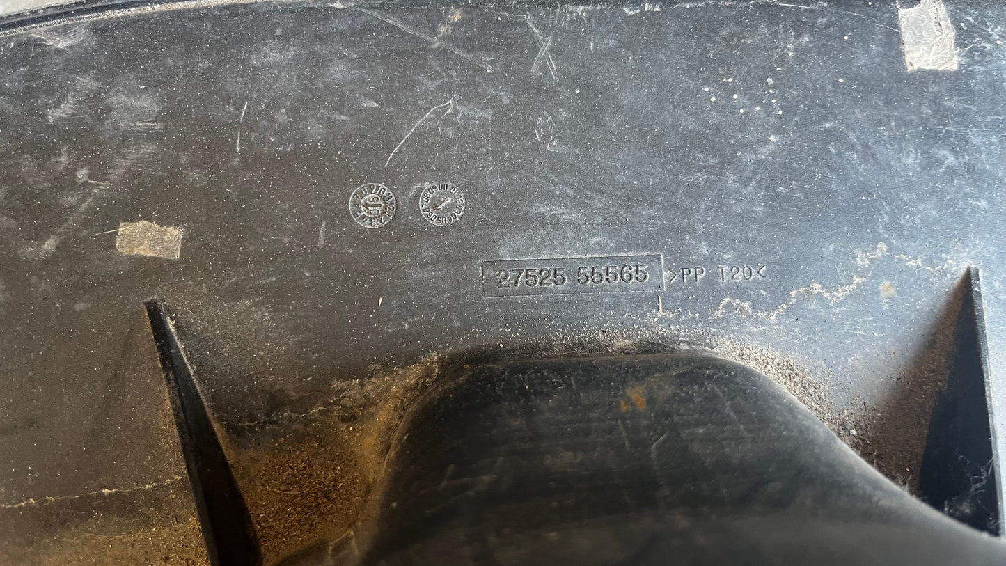 Mercedes B W245 суббуфер