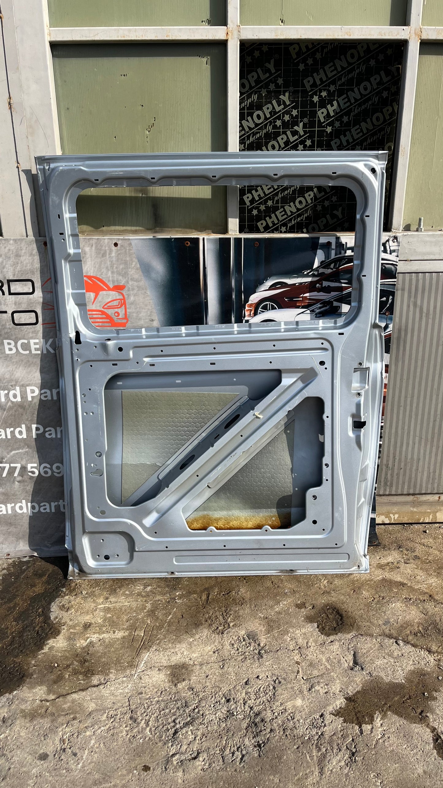 Mercedes Vito W447 задна дясна врата