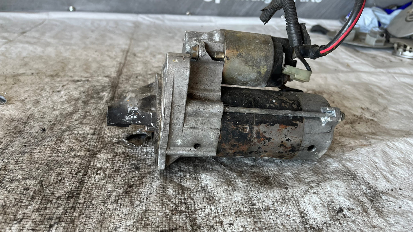 Daihatsu YRV 1.3 стартер