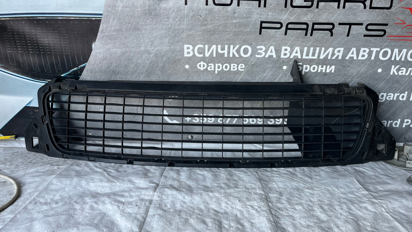Dacia Duster 2010- предна решетка