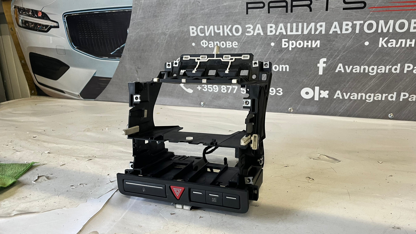 Средна конзола Audi A3 8P 2003-2013