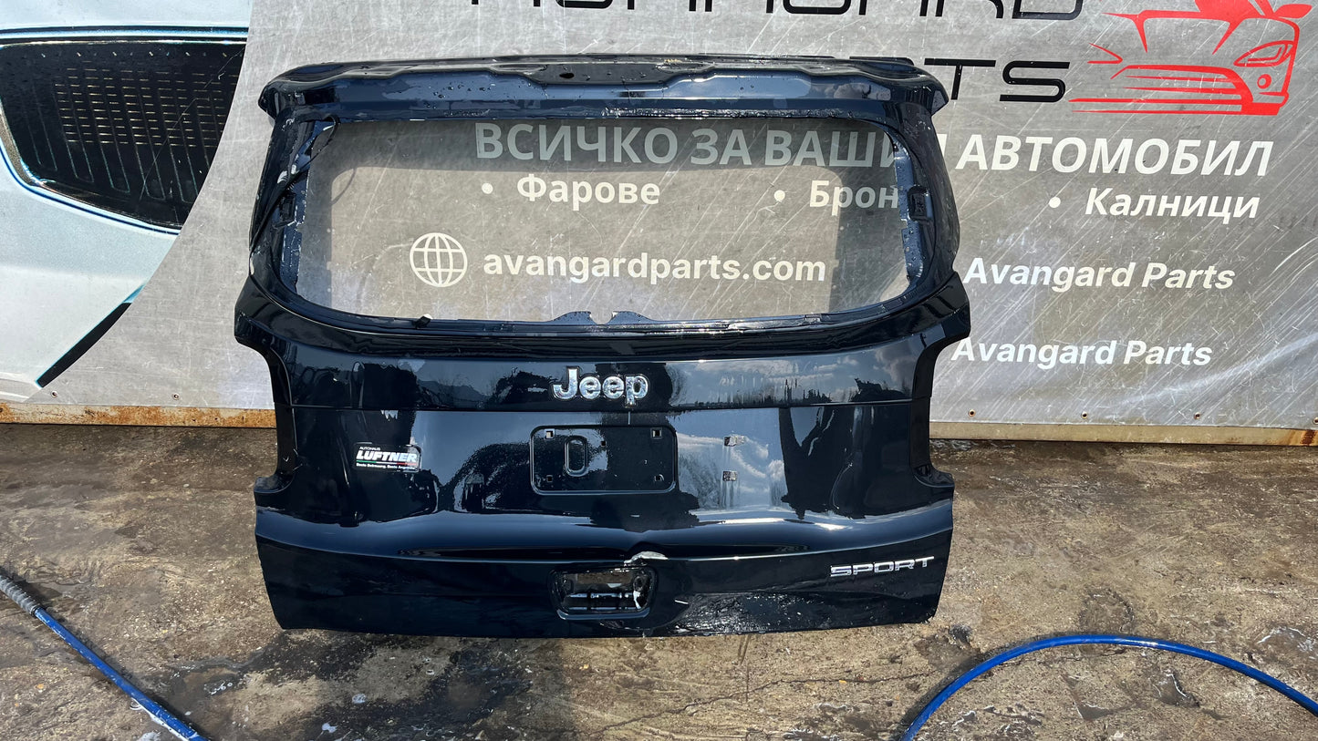 Багажна врата Jeep Renegade 2014-