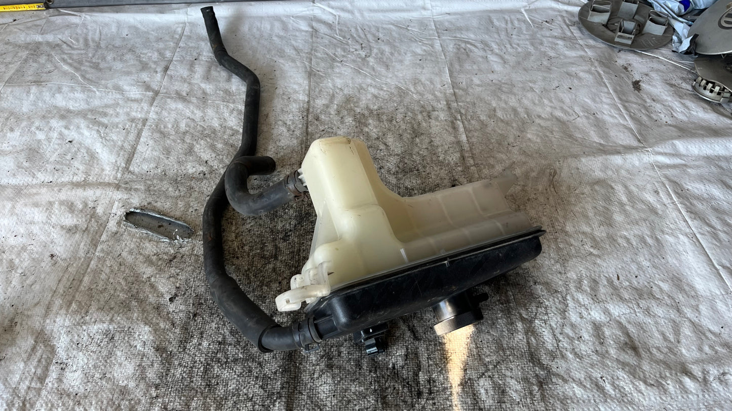 Toyota Rav4 3 казанче антифриз.l