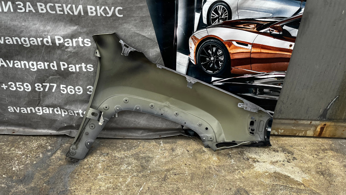 Jeep Renegade ляв калник