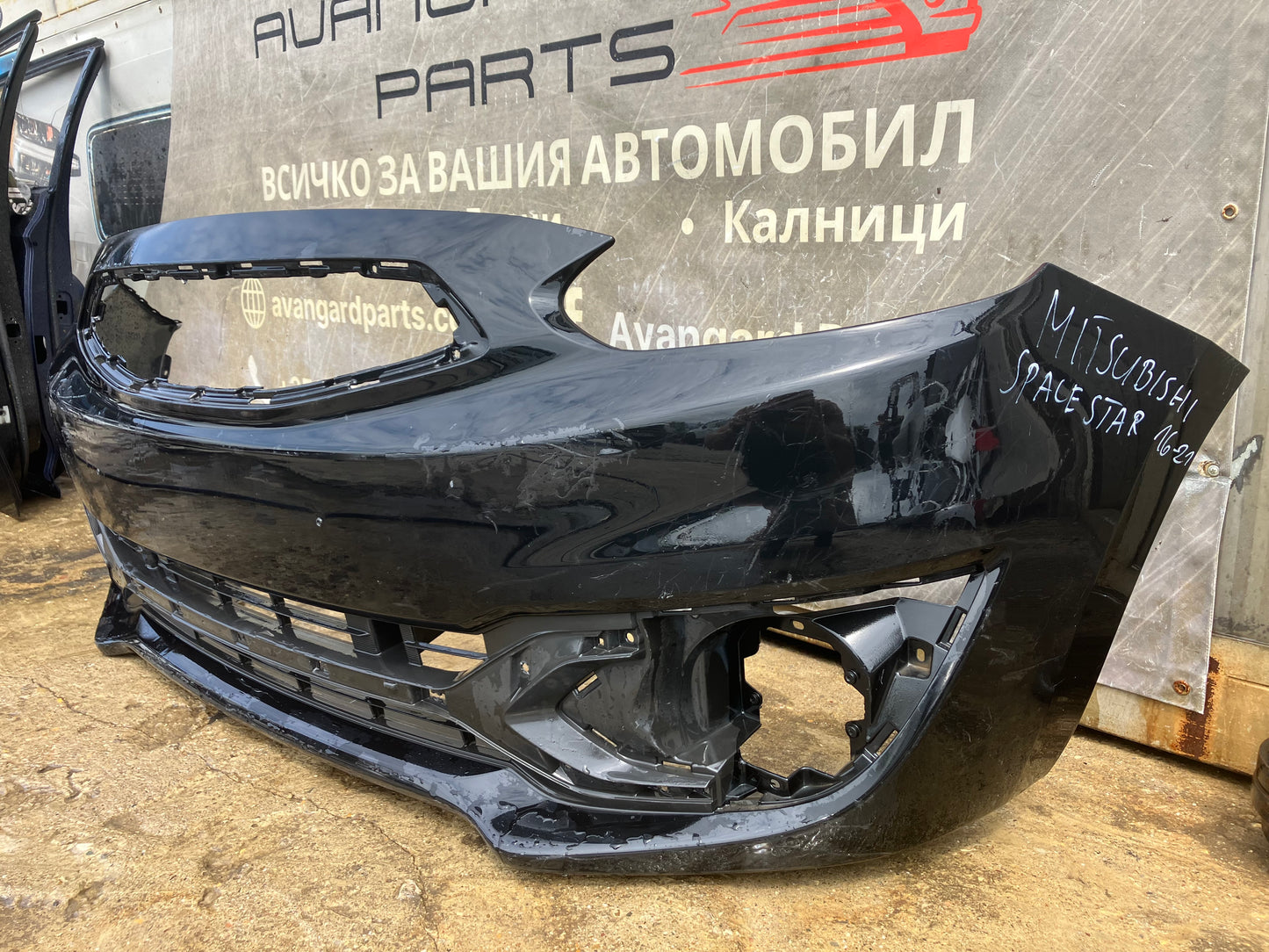 Предна броня за MITSUBISHI SPACE STAR