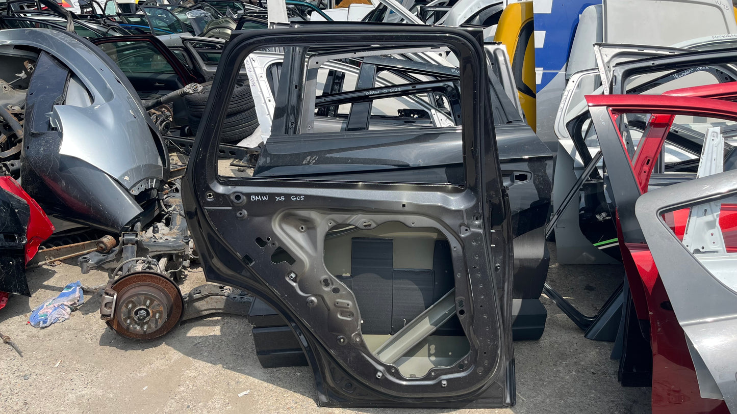 Задна лява врата BMW X5 G05 2018-