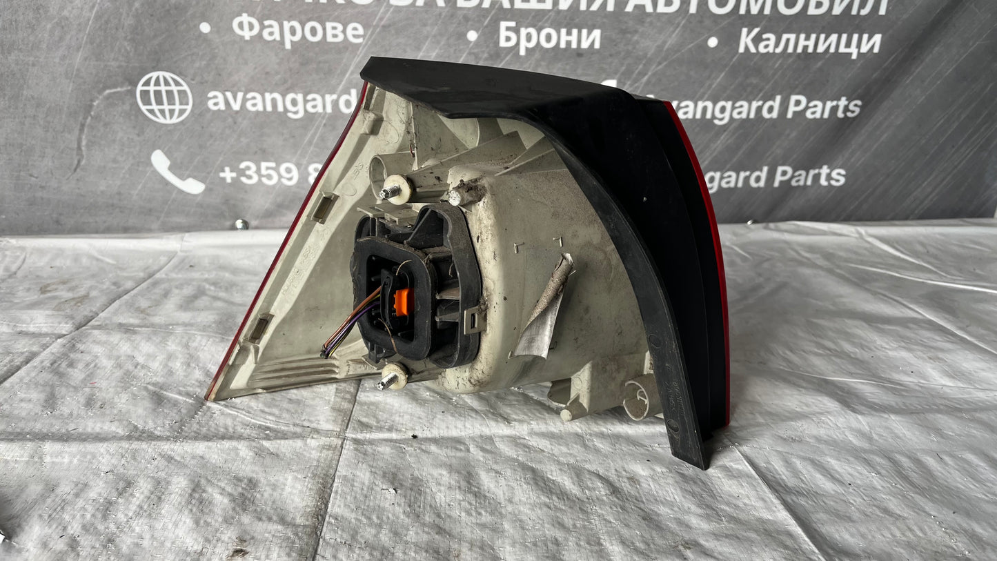 Десен стоп Volkswagen Golf 5 (2003-2009)