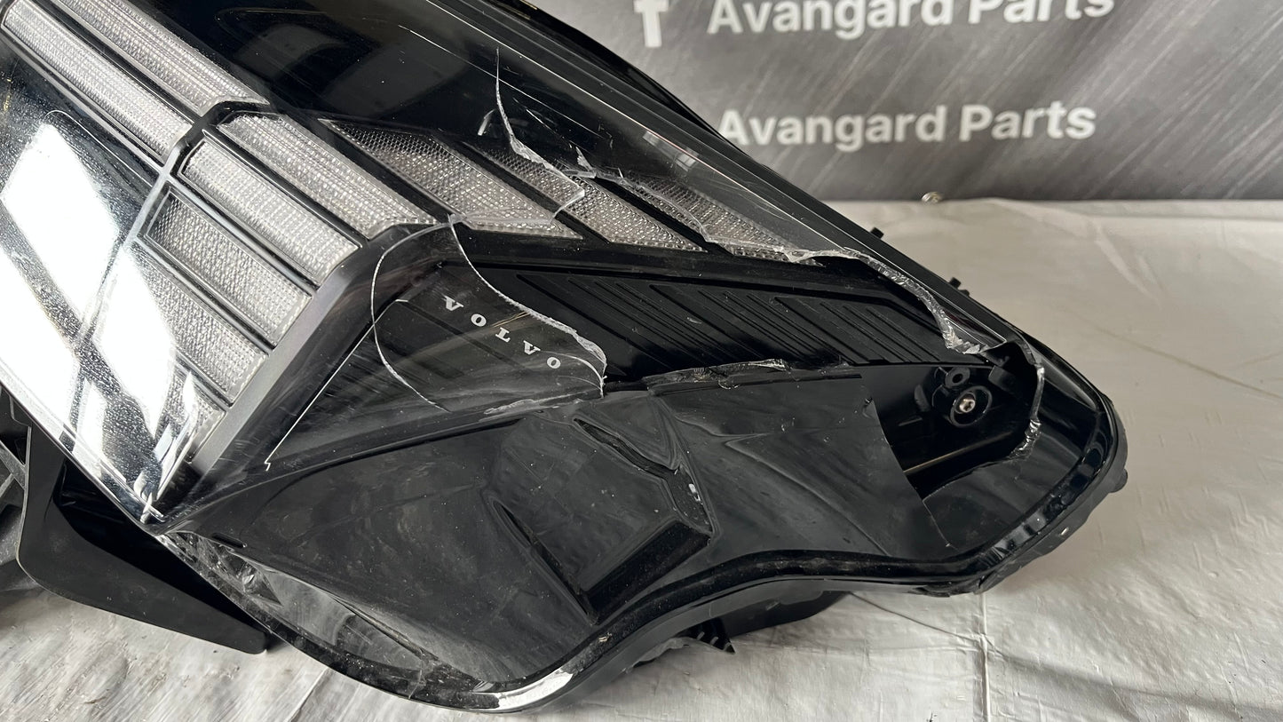 Ляв фар Volvo EX-30 2023-