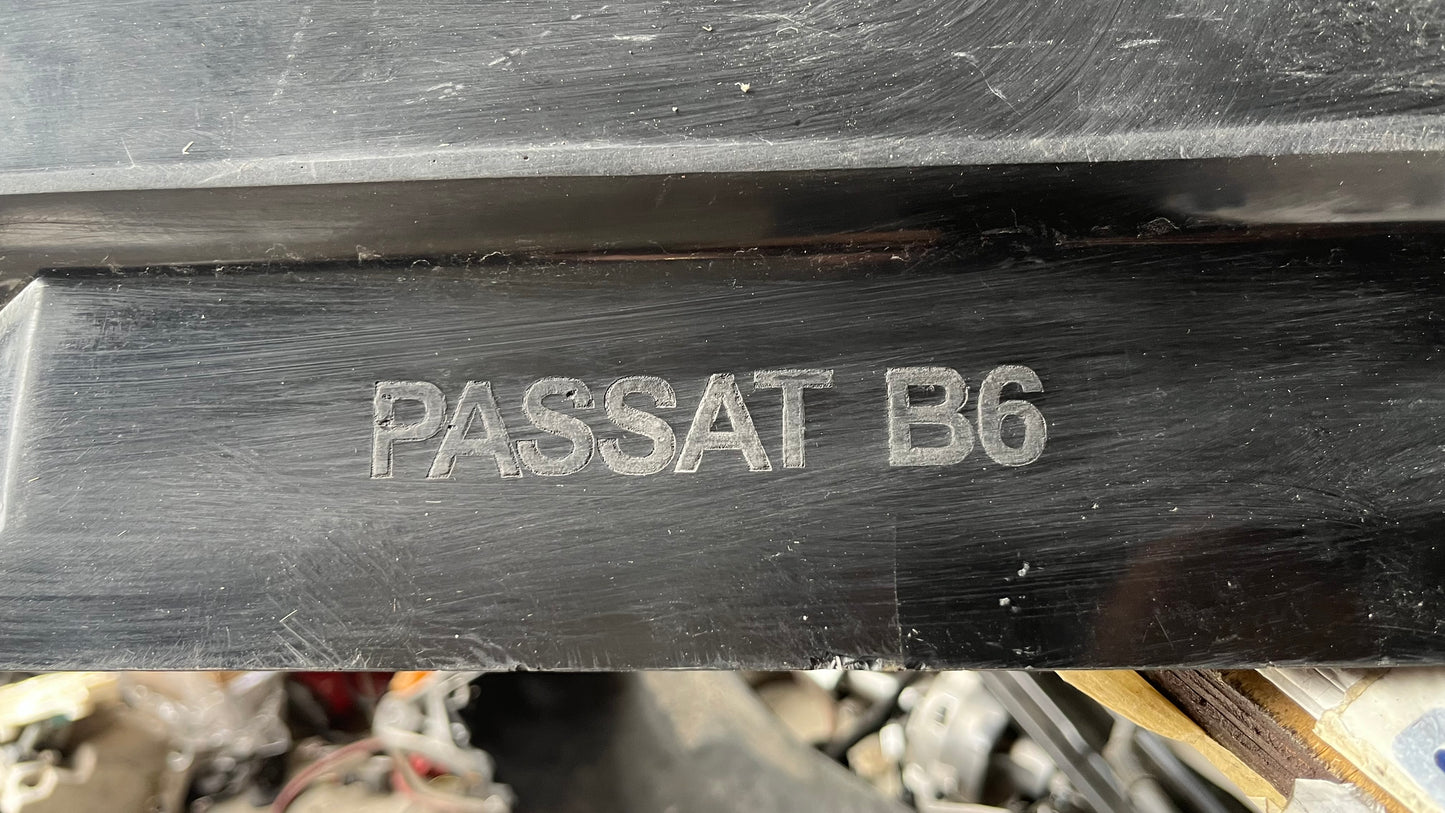 Ляв праг VW Passat B6 (2006-2010)