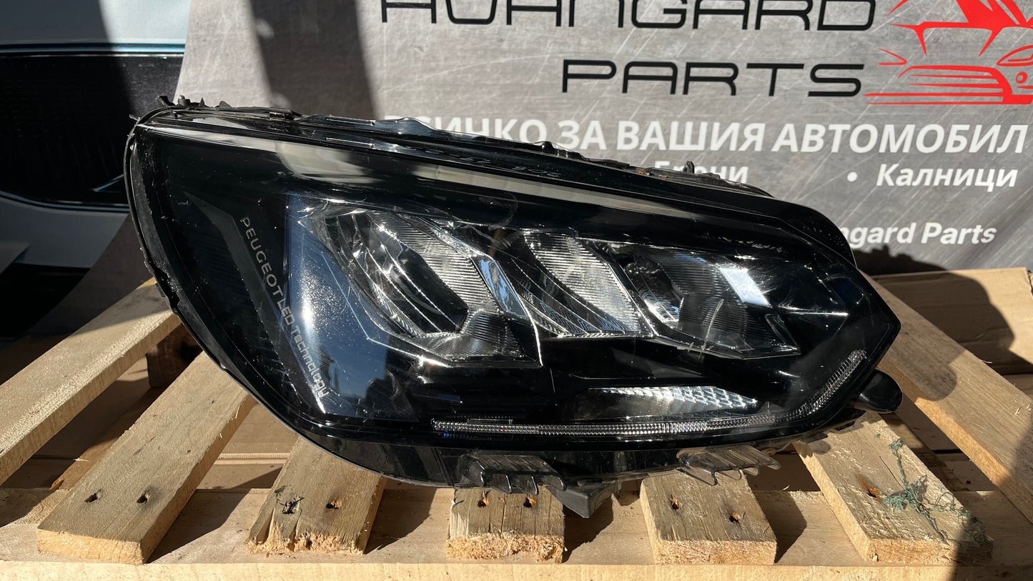 Десен фар Peugeot 208 2 2019-