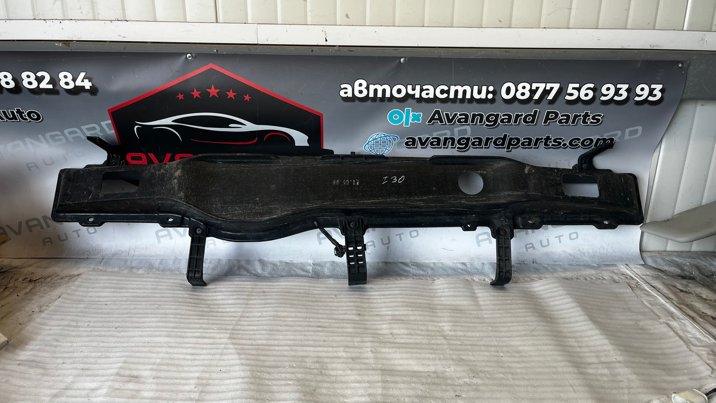 Hyundai i30 07- греда предна броня