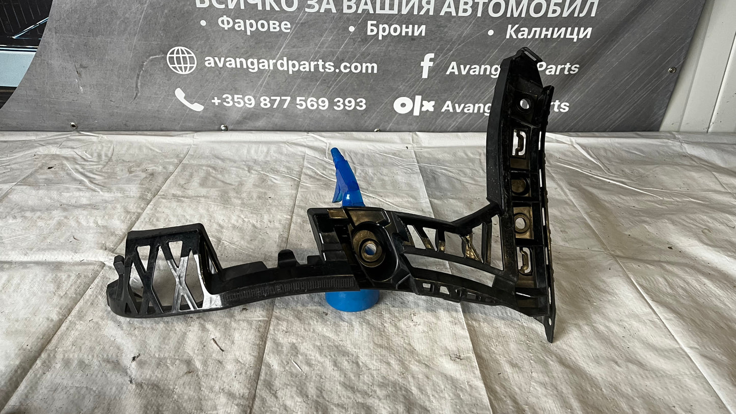 Десен държач за задна броня Mercedes A W177 2019-2021