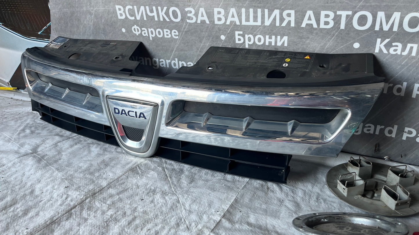 Dacia Duster 2012- предна решетка