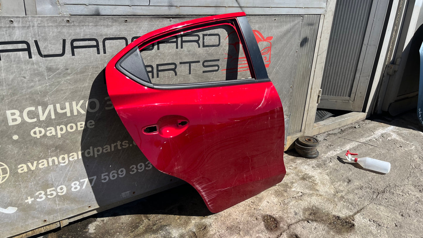 Задна дясна врата Mazda 3 2014-2018