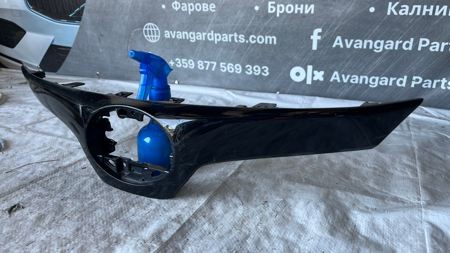 Маска Toyota Corolla e21 2019-