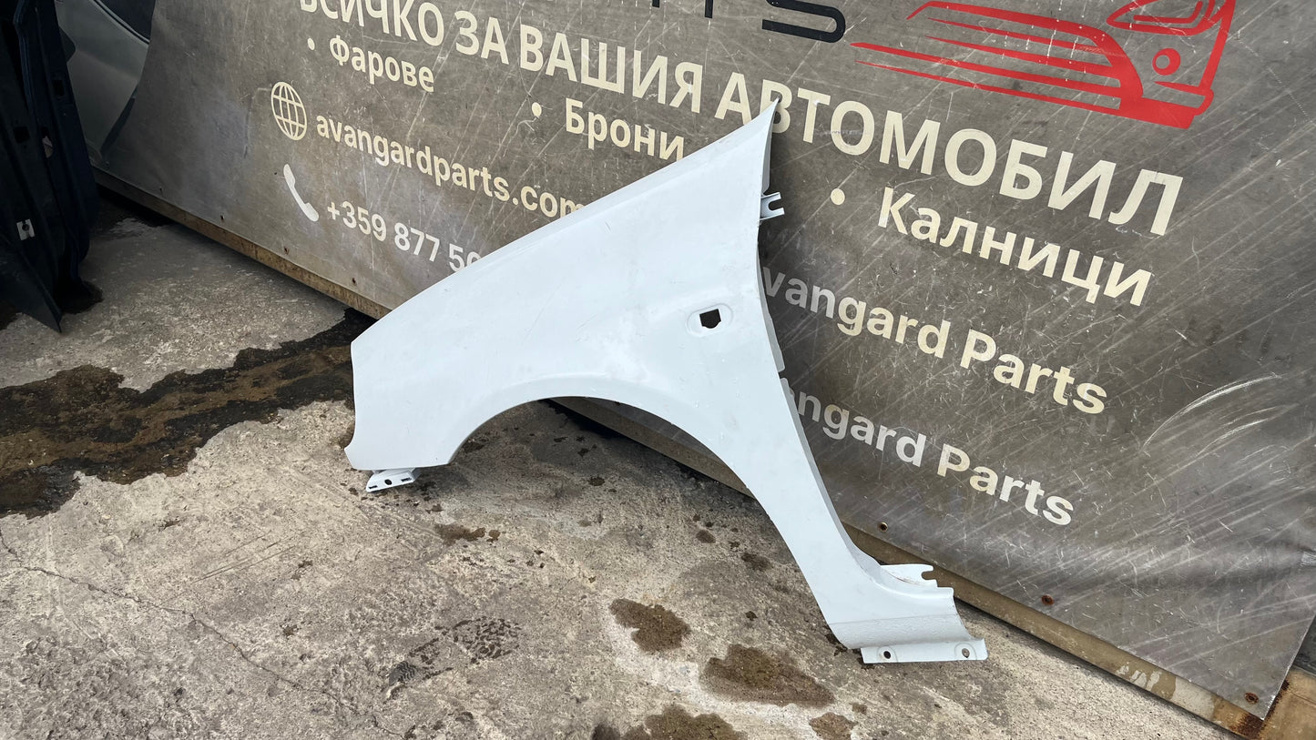 Ляв калник Renault Clio 2 1998-2012