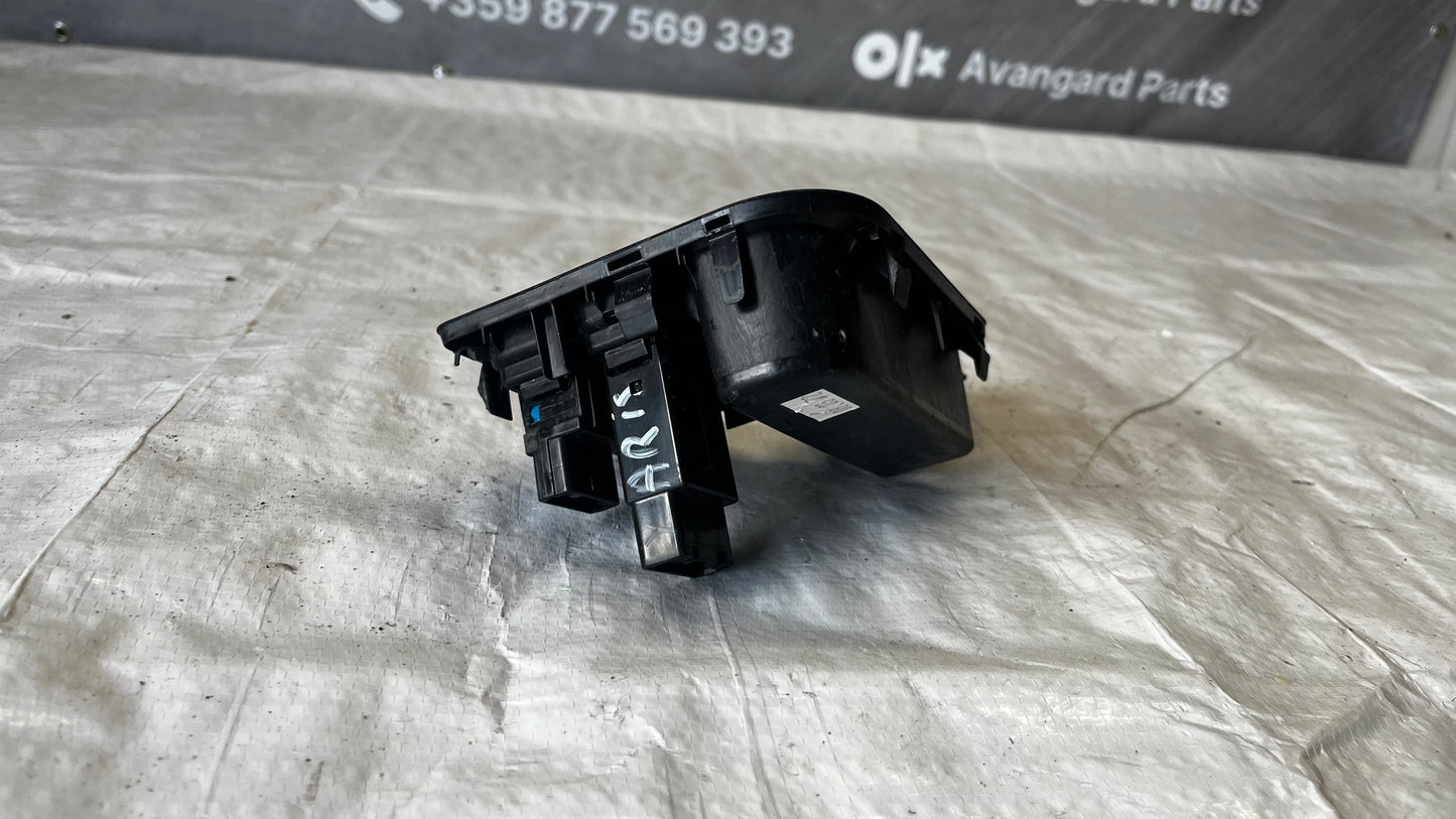 Toyota Yaris 3 ESP бутон и жабка