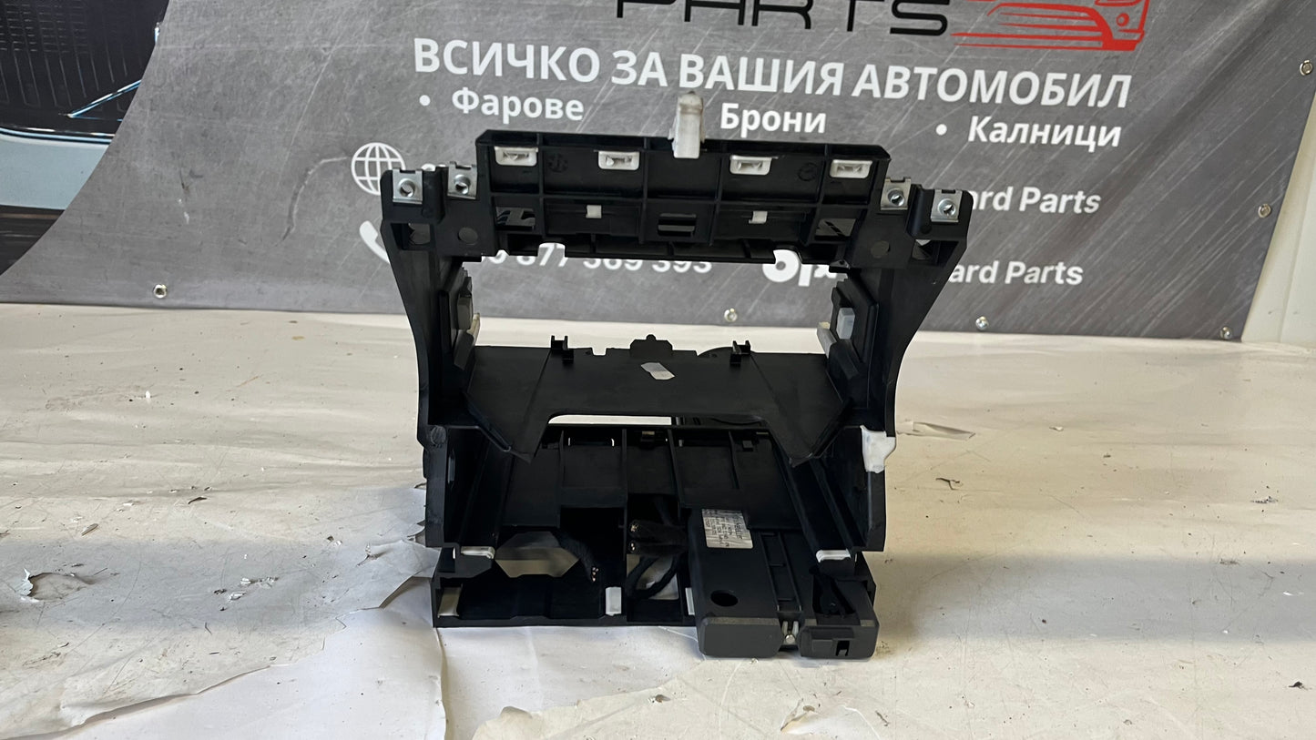 Средна конзола Audi A3 8P 2003-2013