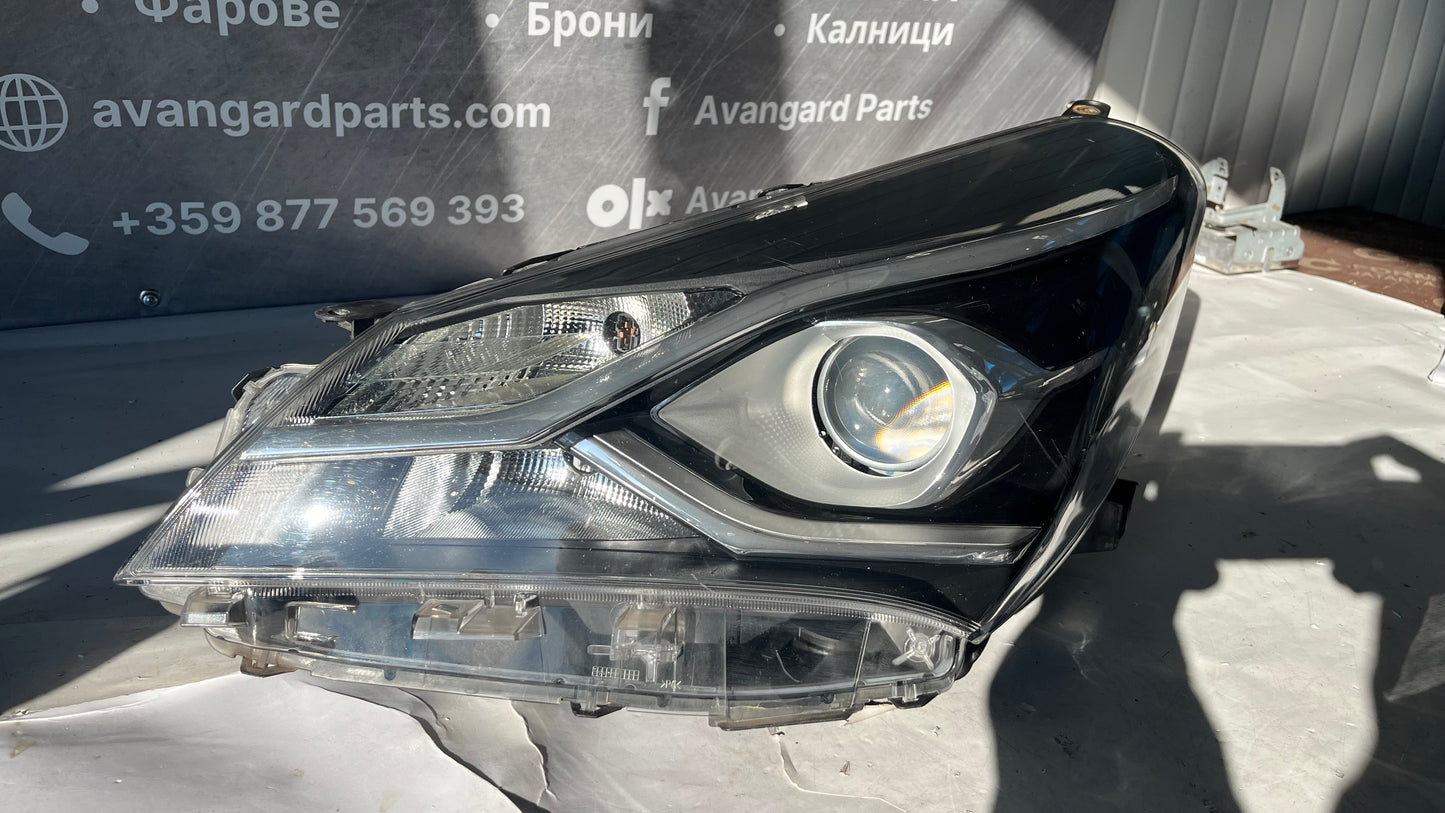 Ляв фар Toyota Yaris 2017-