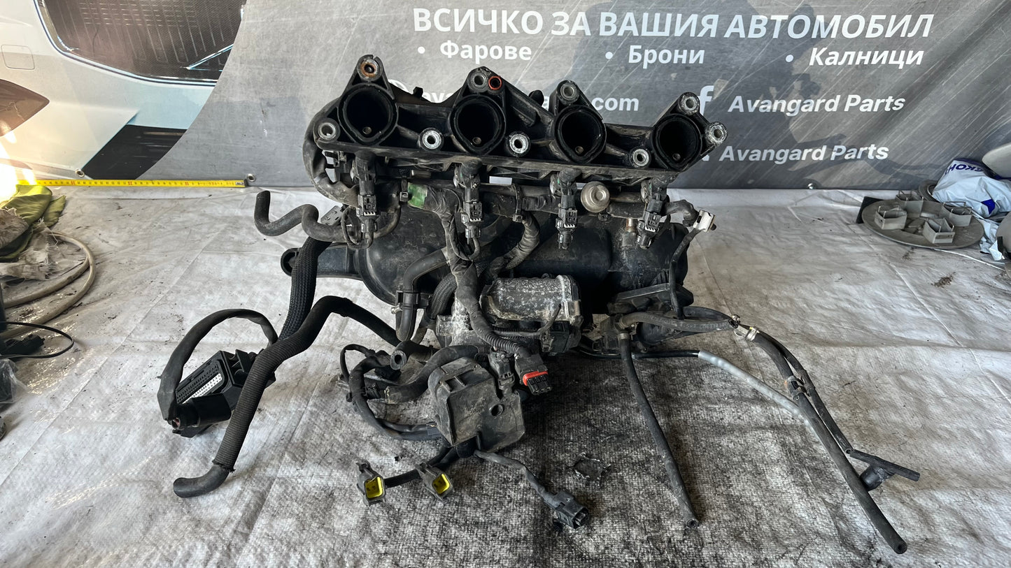 Mercedes W169 W245 2.0 колектор