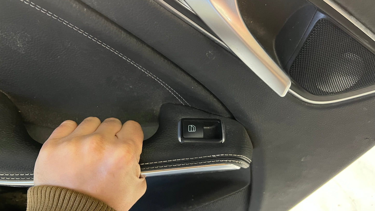 Mercedes CLA 250 14- кора задна лява врата