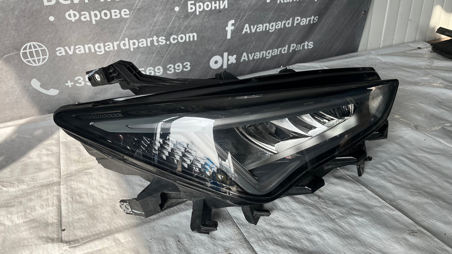 Десен фар Seat Cupra Born 2021-