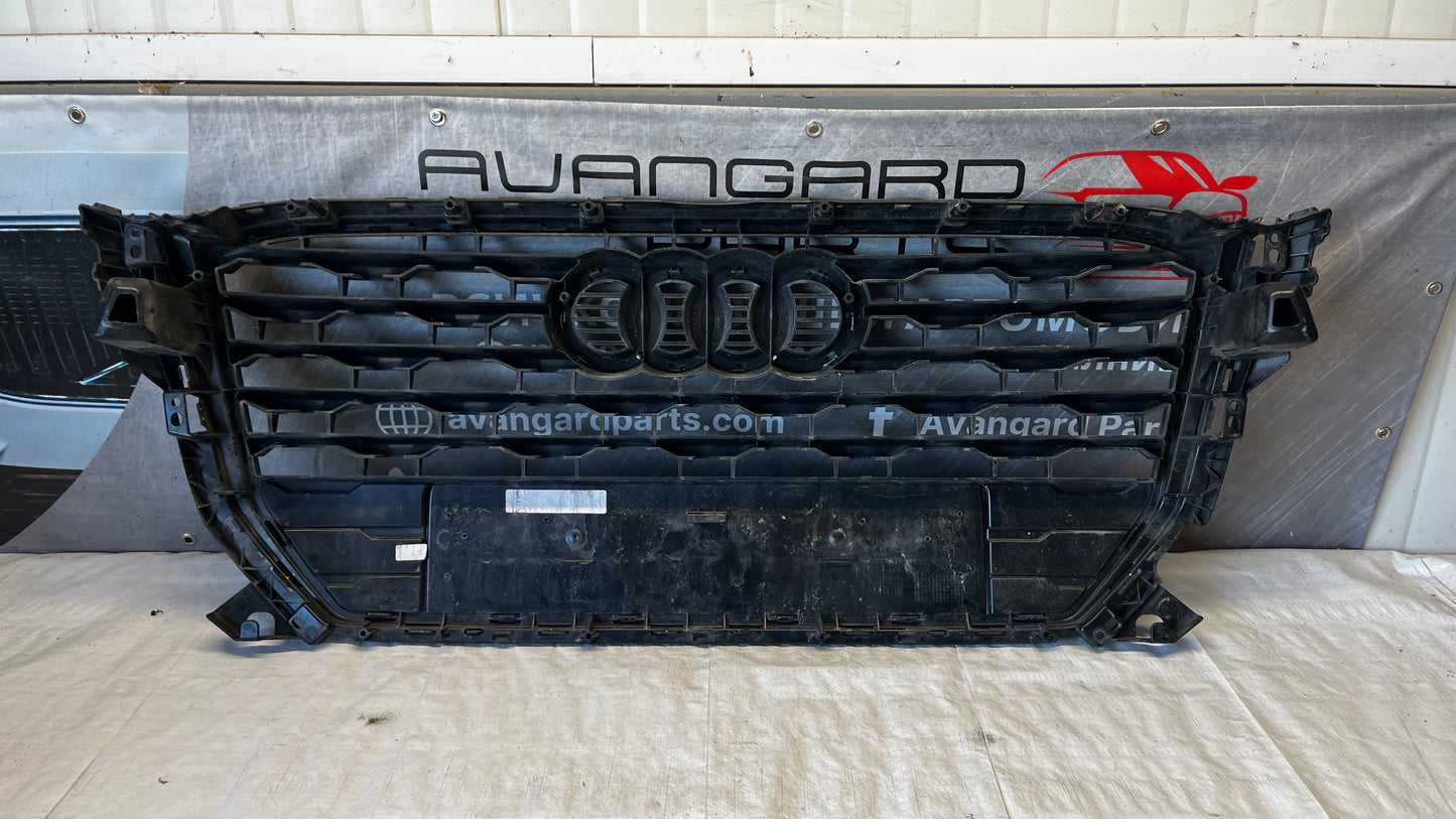 Audi Q2 16- предна решетка