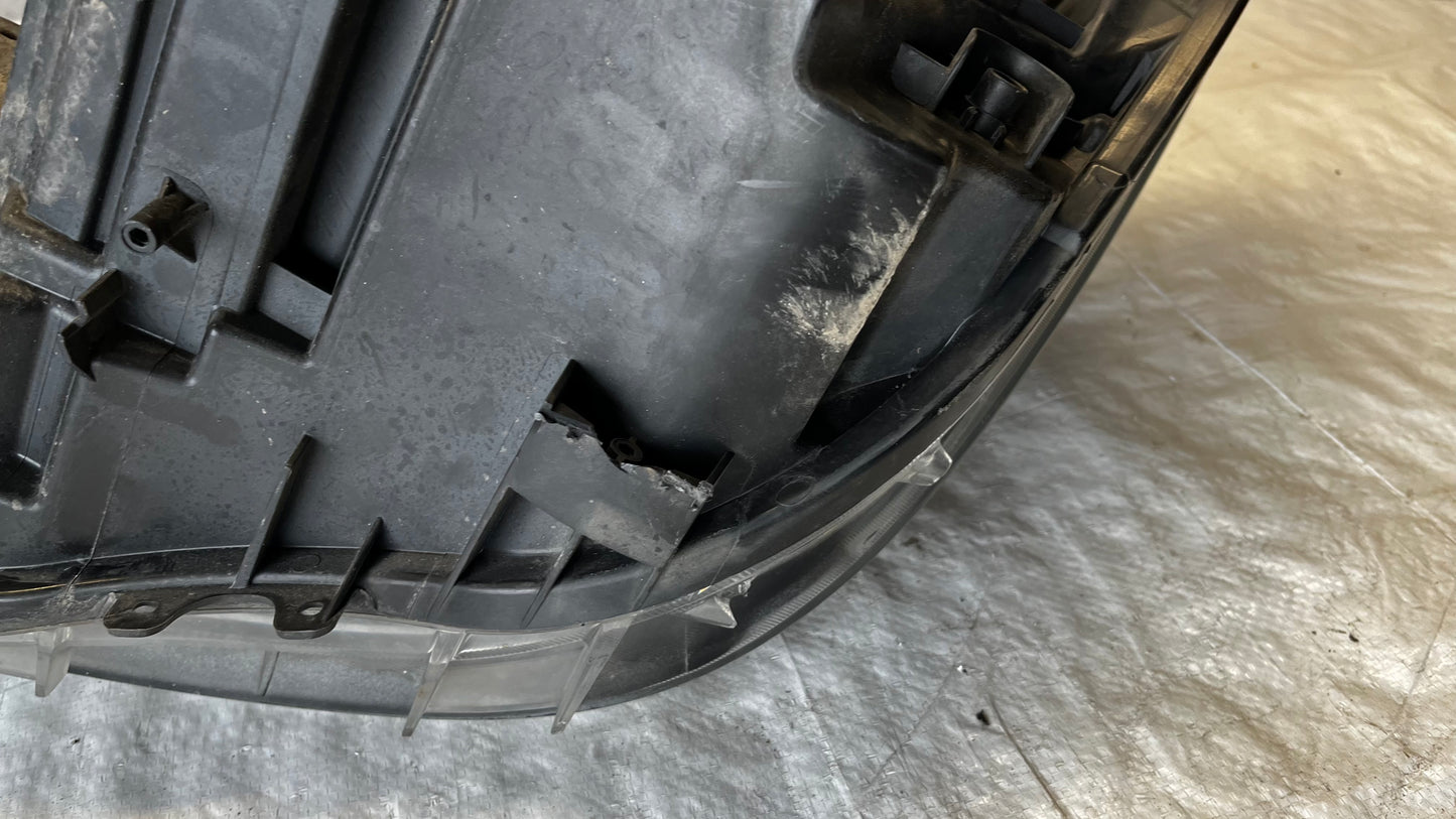 Десен фар Mercedes Sprinter