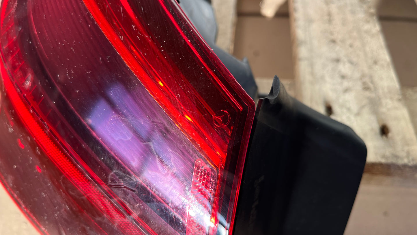 Ляв стоп Mercedes CLA 118 2023-