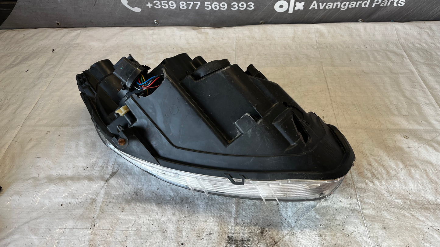 Ford Transit Courier 14- ляв фар