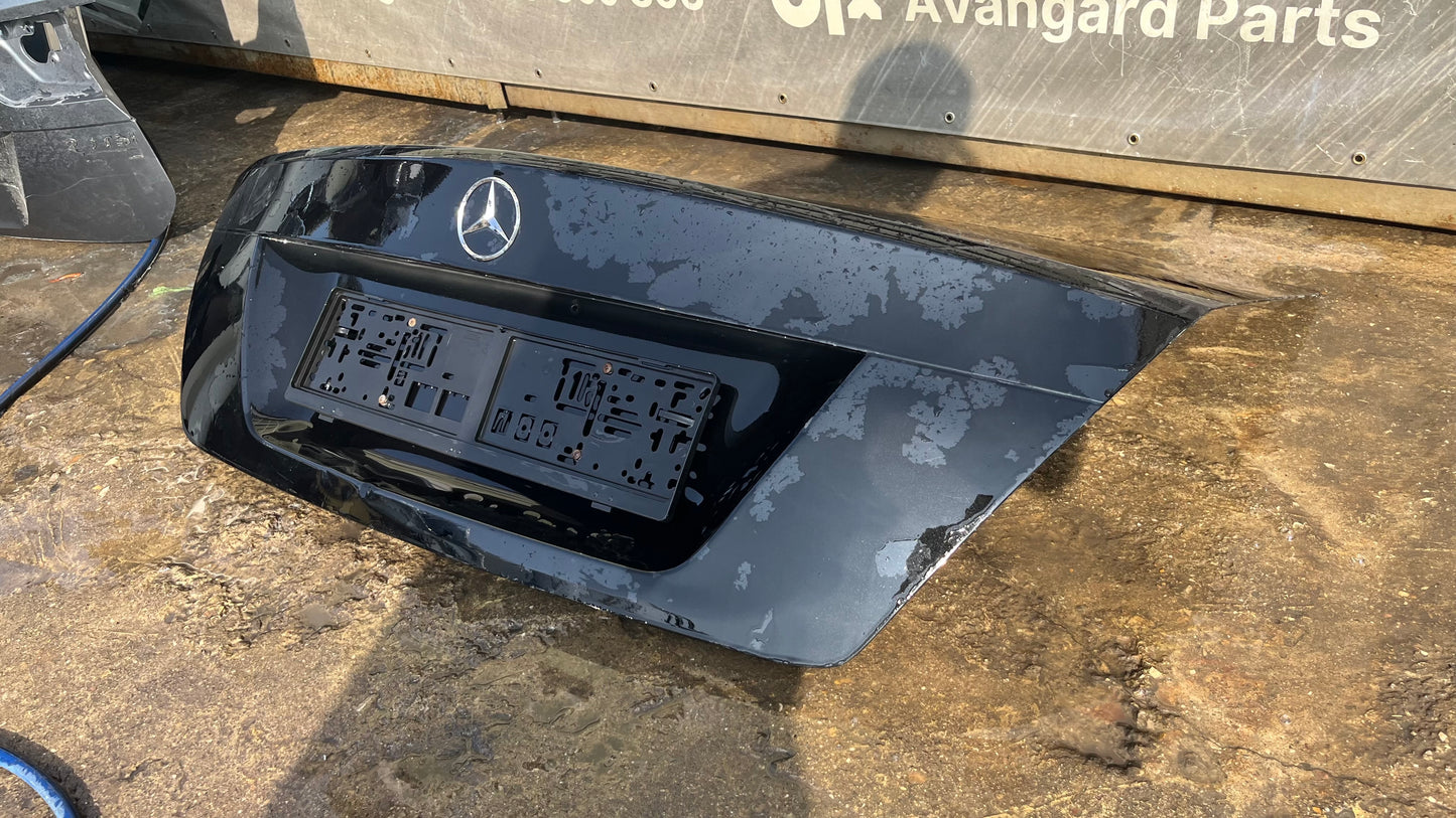 Багажна врата Mercedes C W204 2006-2014